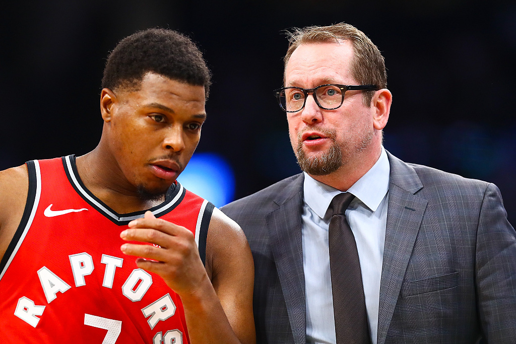 的同时增加 的同时增加