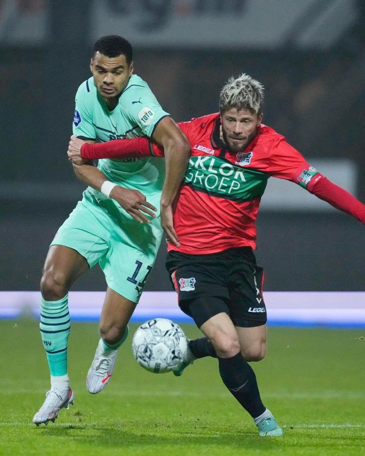 选手赛后怒 选手赛后怒