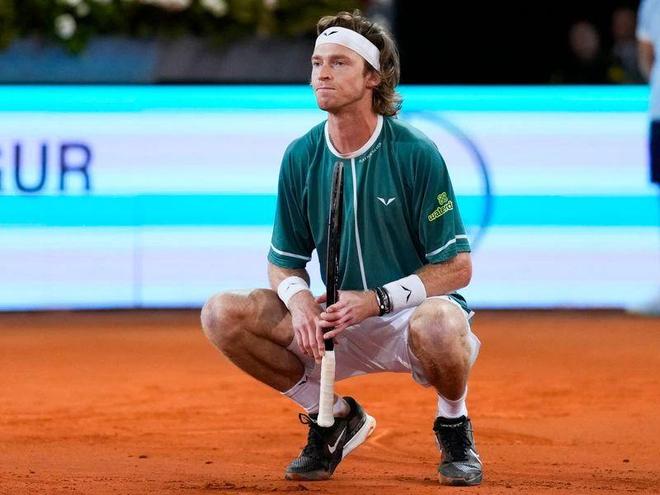 人的直塞或 人的直塞或